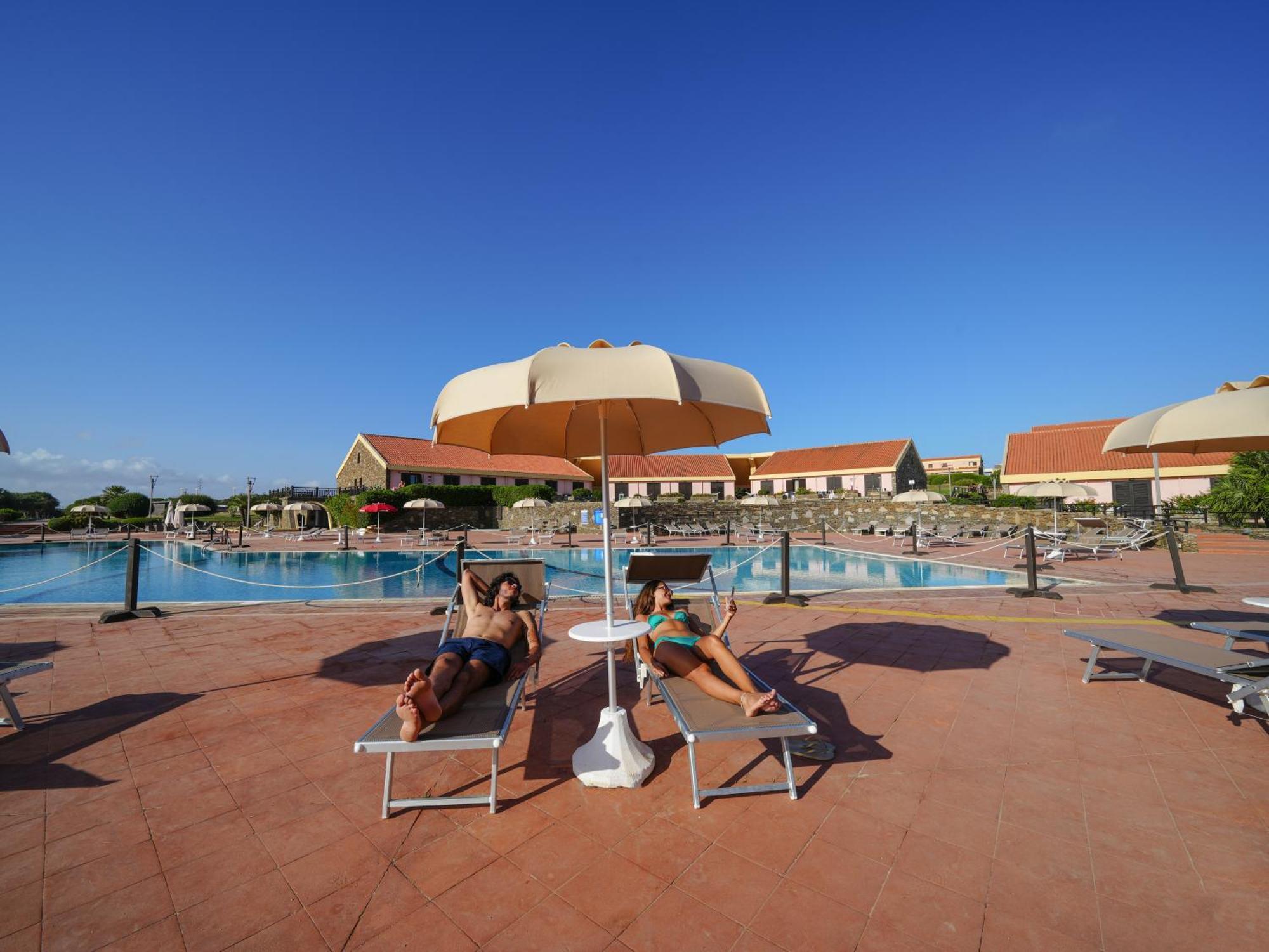 Le Tonnare Di Stintino - Beach Resort Exteriér fotografie