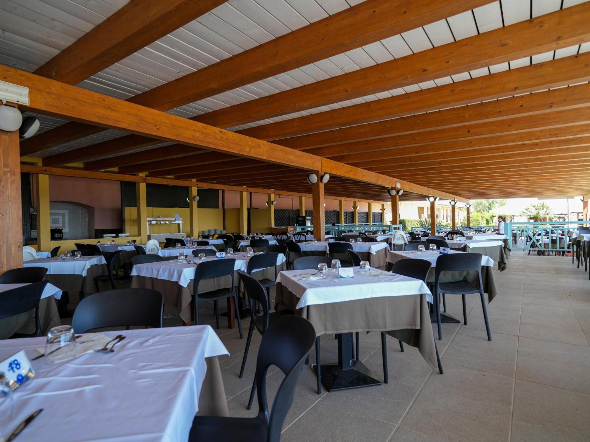 Le Tonnare Di Stintino - Beach Resort Exteriér fotografie